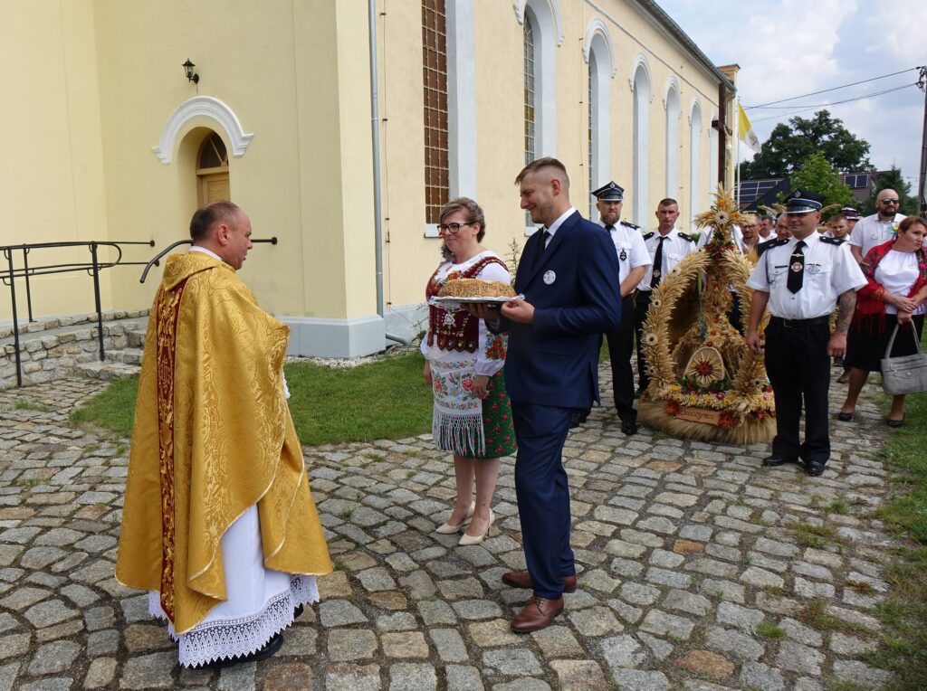 Dożynki Gminy Radwanice 2021-relalcja - zdjęcie 3